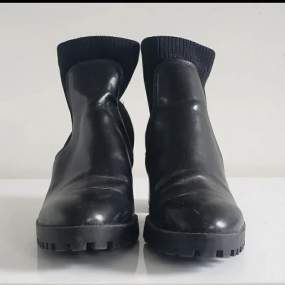 ZARA Black Vegan Leather Chelsea Sock Boot - Lug Sole - Chunky Platform … - Picture 4 of 6